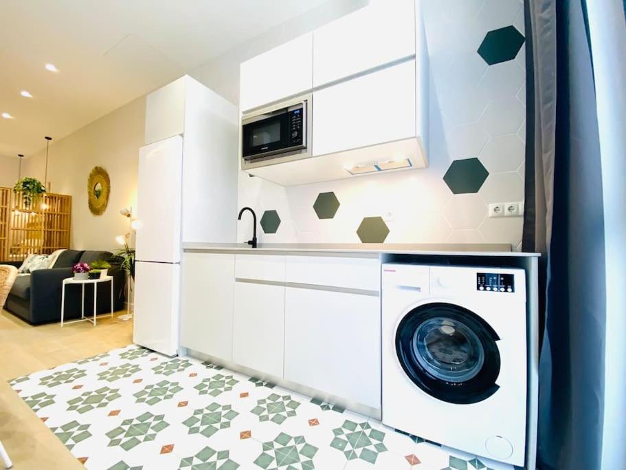 Cabanyal Room 4 - New & Stylish By The Beach Valencia Bagian luar foto